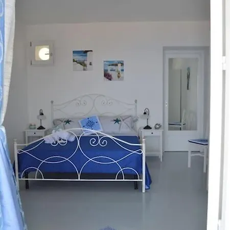 Serena Lipari Marina (Lipari)